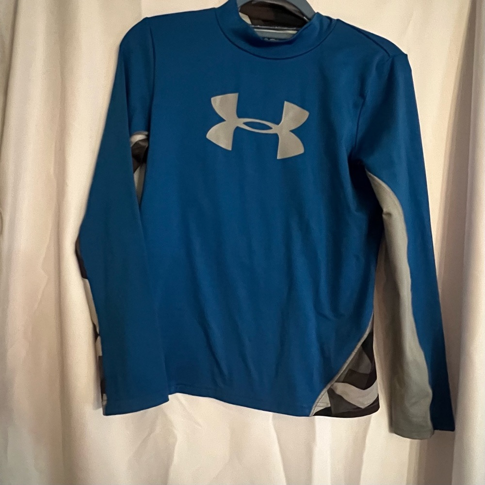 Under Armor Youth XL Fitted Cold Gear